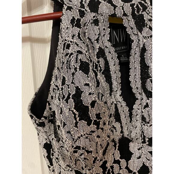 Nightway Keyhole Neck Sleeveless Scalloped Black Shimmery Lace Formal Gown, 4 - Picture 6 of 9